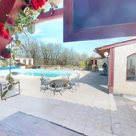 Le Clos Des Dryades D Bed and Breakfast Vers (Lot)