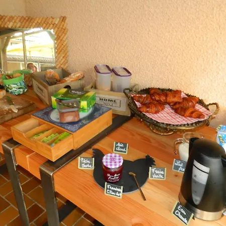 Le Clos Des Dryades D Vers (Lot)