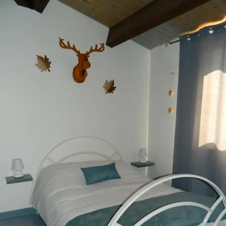 Le Clos Des Dryades Couette-café Vers (Lot)