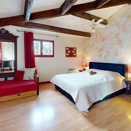 Couette-café Le Clos Des Dryades 3*